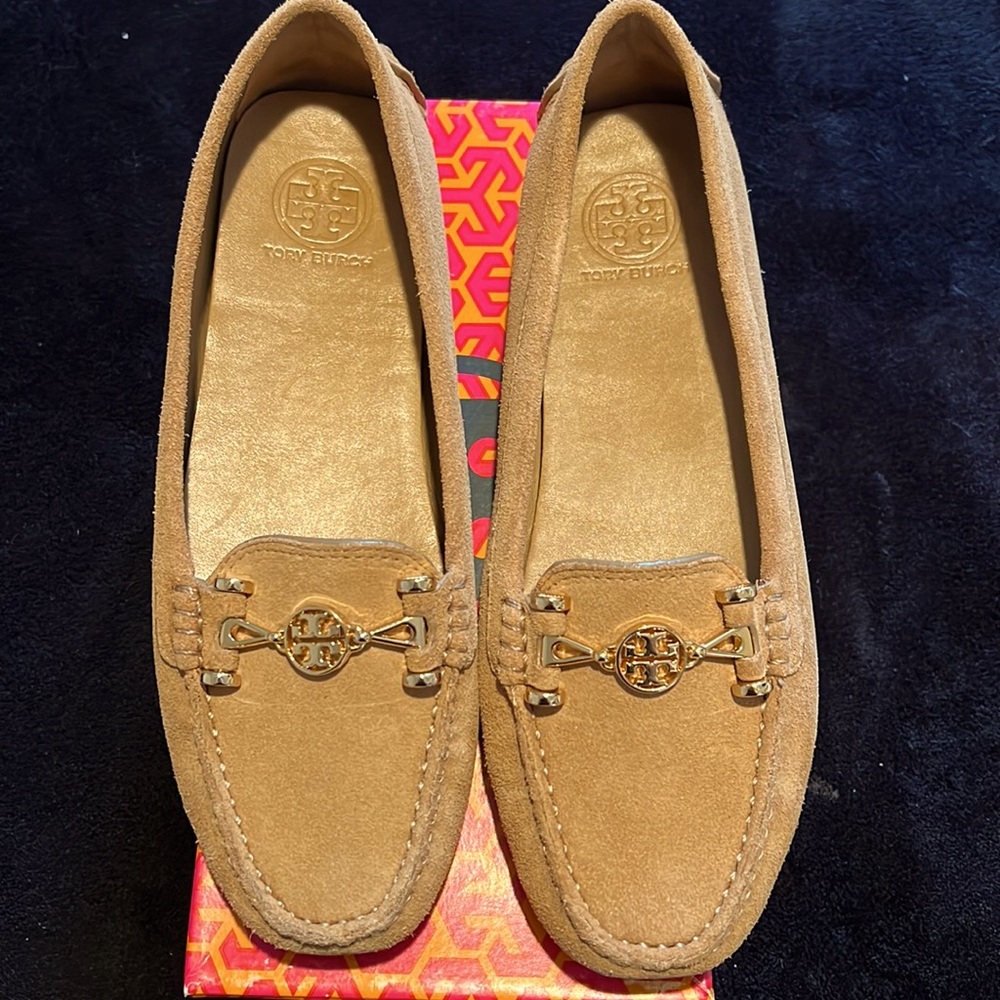 Tory Burch women shoes suede walnut color good condition